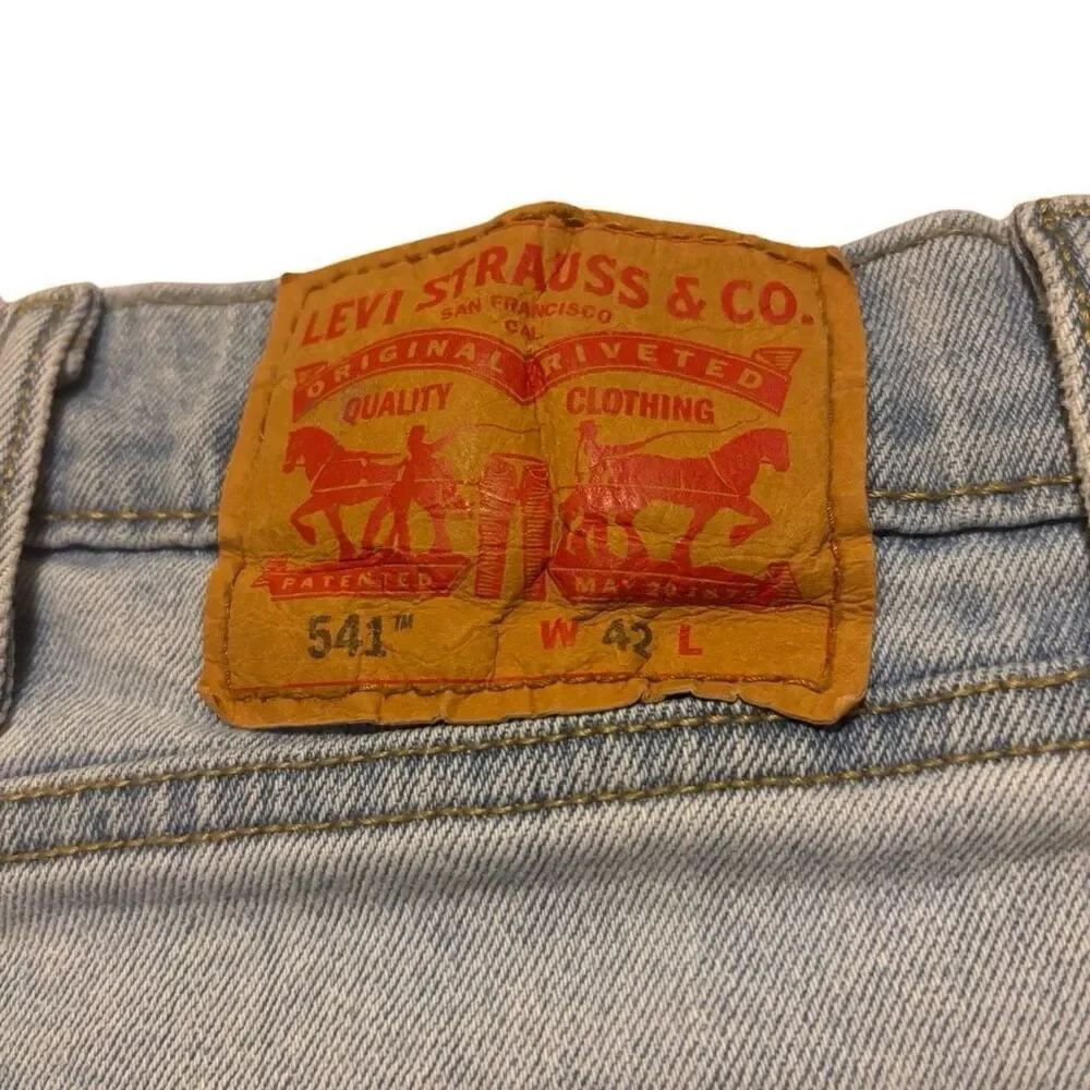 Levi’s 541 Athletic Fit Size 42 Denim Shorts